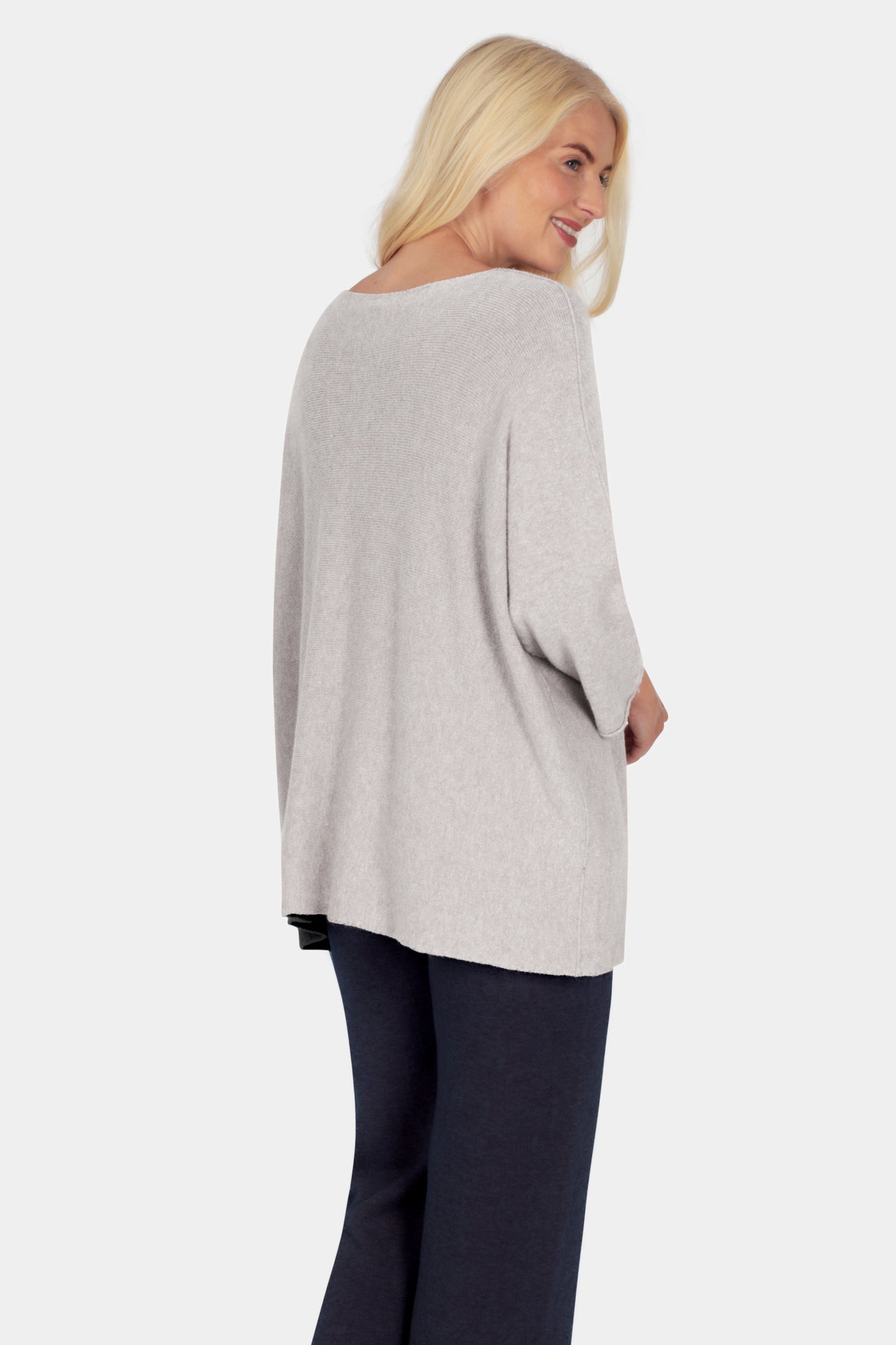 Cloud Two V-Neck Oversize Jumper