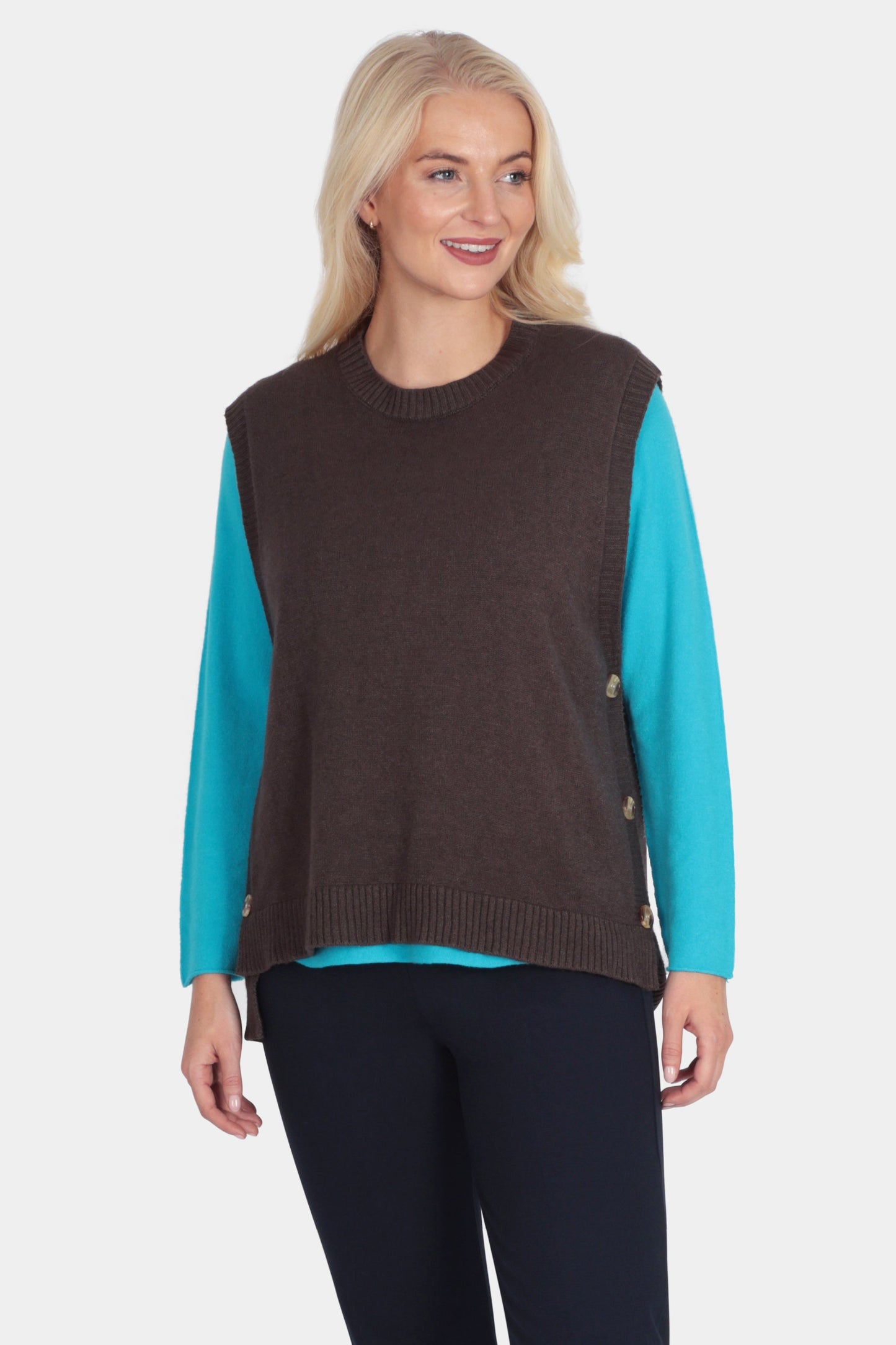 Cloud Two Button Side Vest