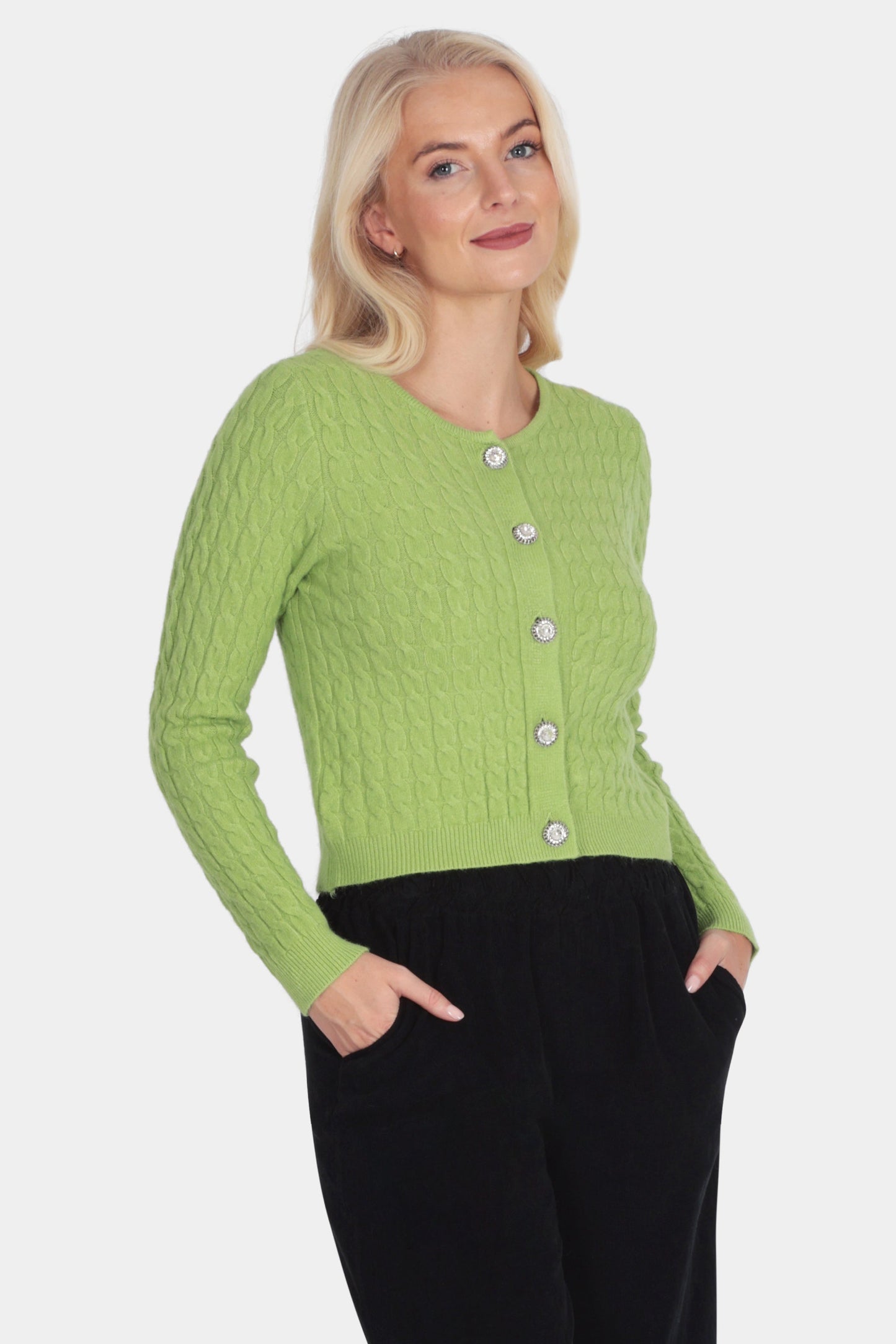 Cable Knit Short Cardigan