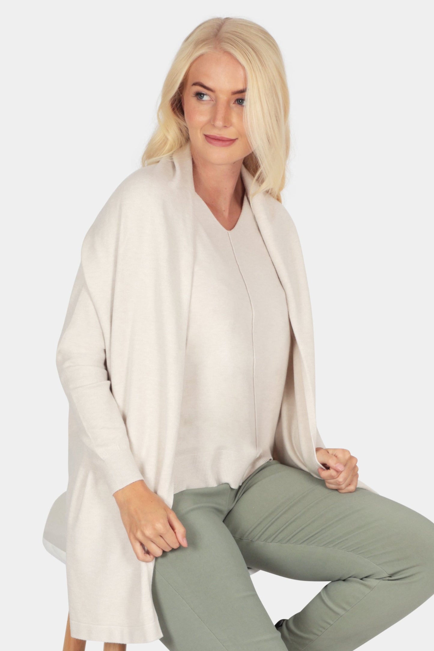 V-Neck Jumper Scarf Set