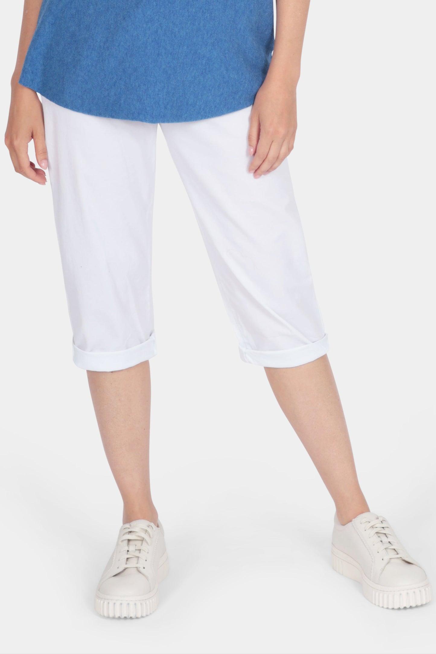 Tie-Waist Stretch Crop Pants