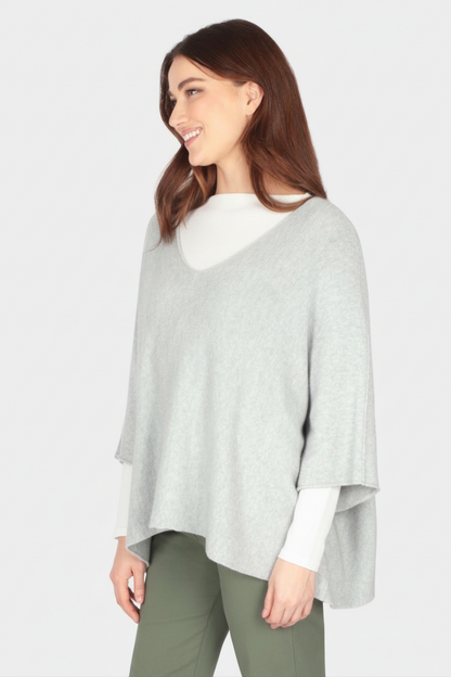 Cloud Two V-Neck Crop