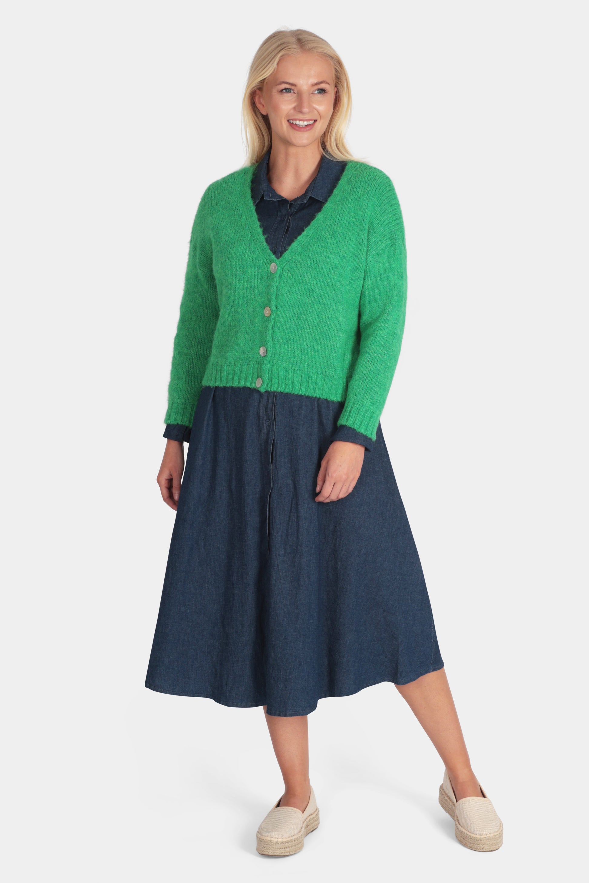 Betty Short Cardigan - Fenella