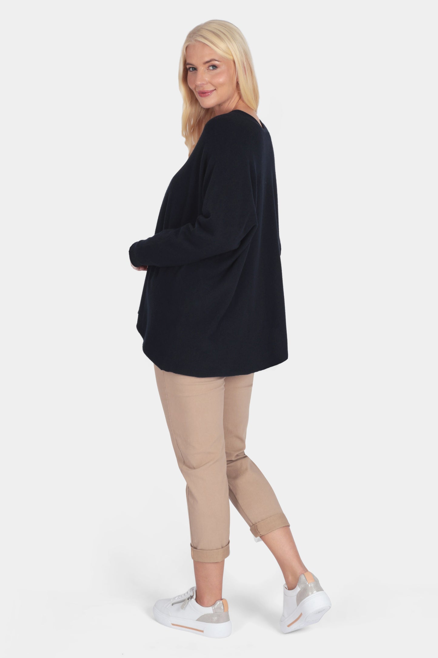 Cloud One V-Neck Oversize Jumper