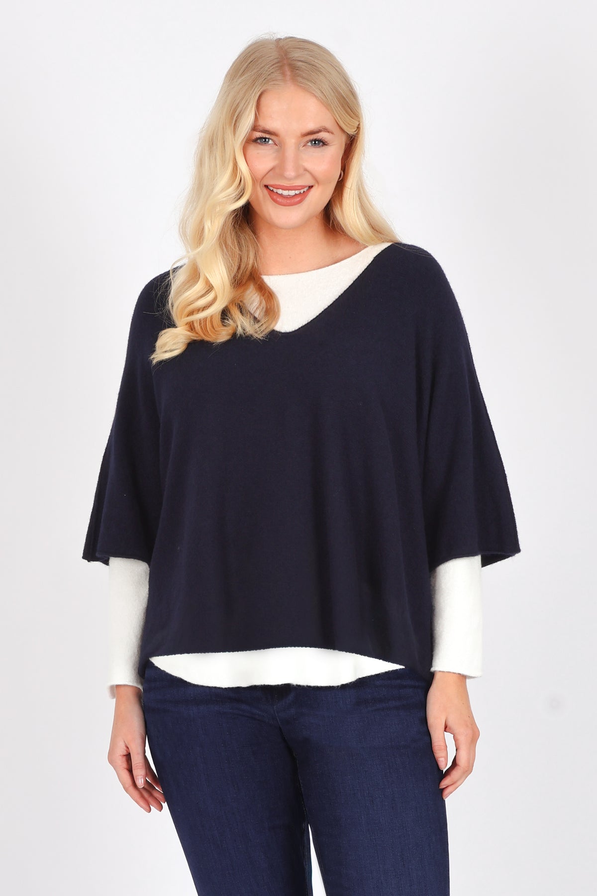 Cloud Two V-Neck Crop