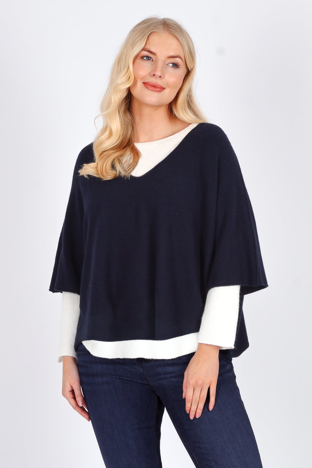 Cloud Two V-Neck Crop