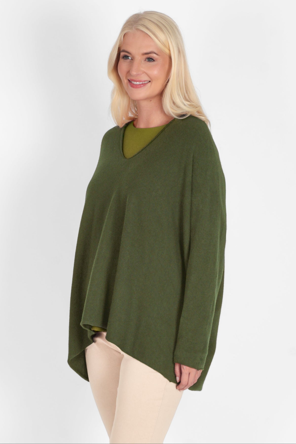Cloud One V-Neck Oversize Jumper