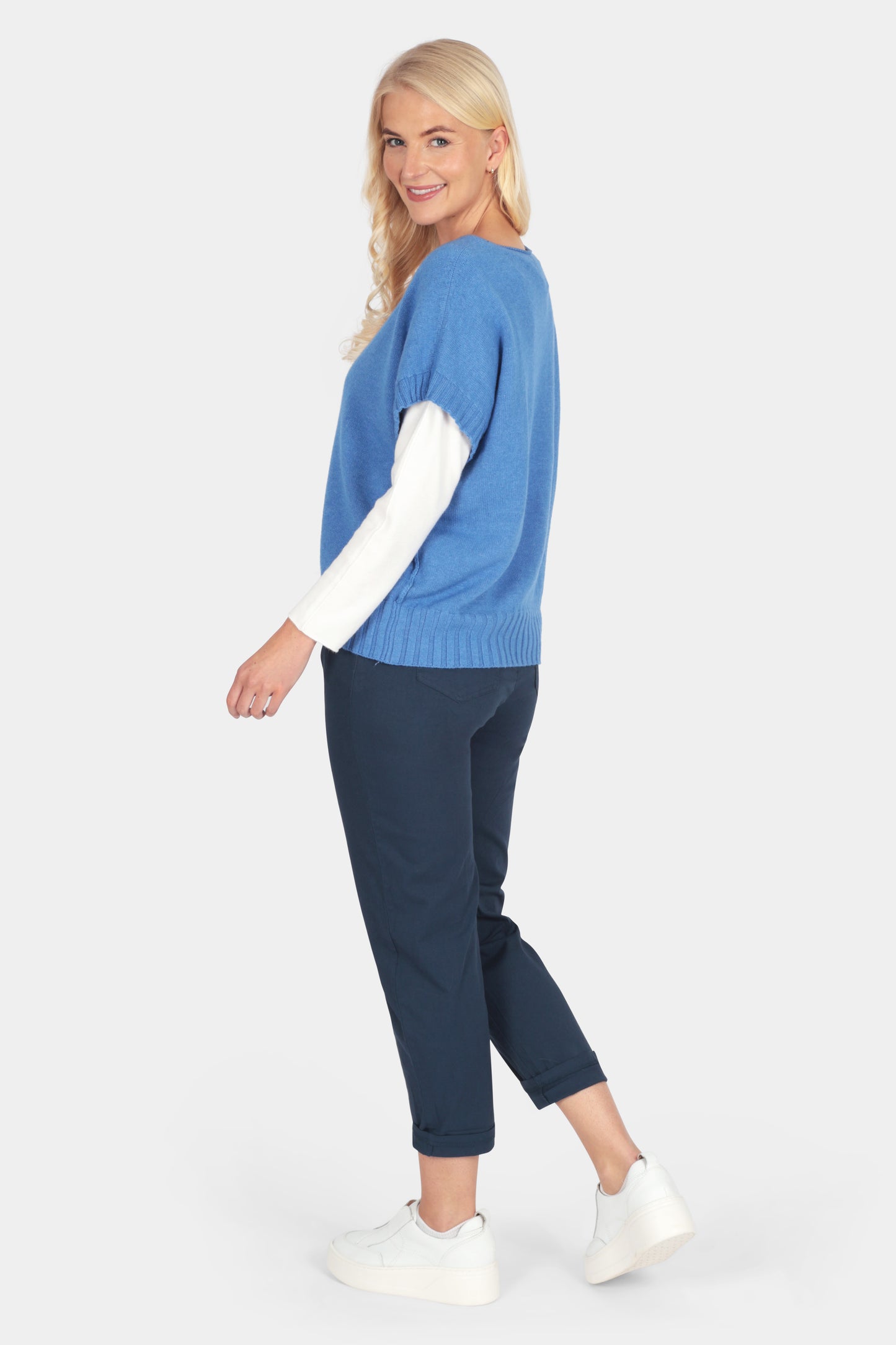 Cloud Two V-Neck Slipover