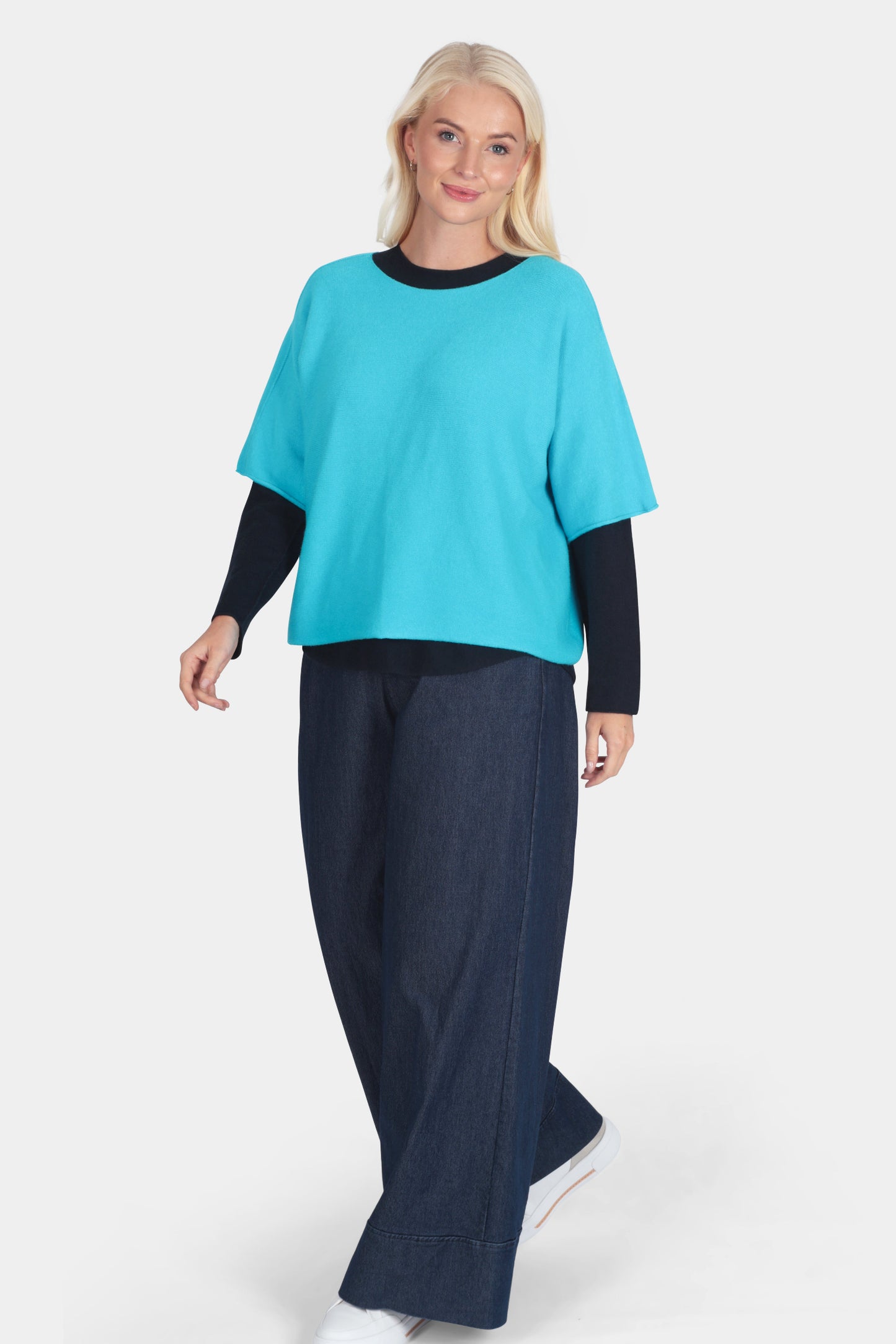 Cloud Two Round Neck Crop
