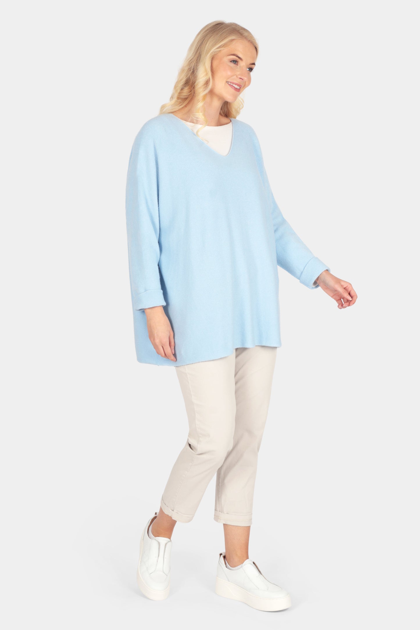 Cloud Two V-Neck Oversize Jumper