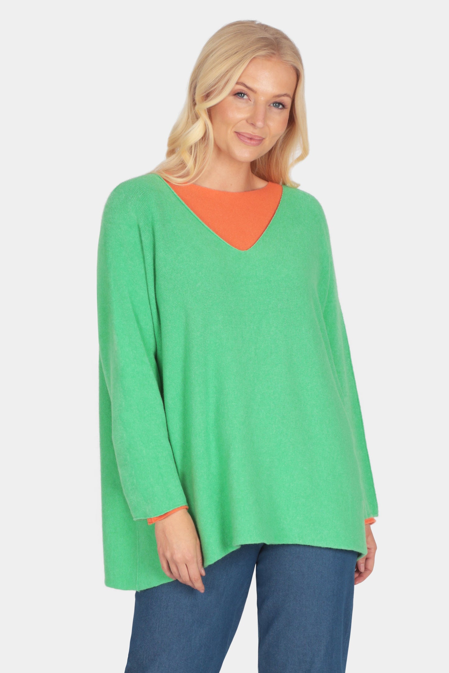 Cloud Two V-Neck Oversize Jumper