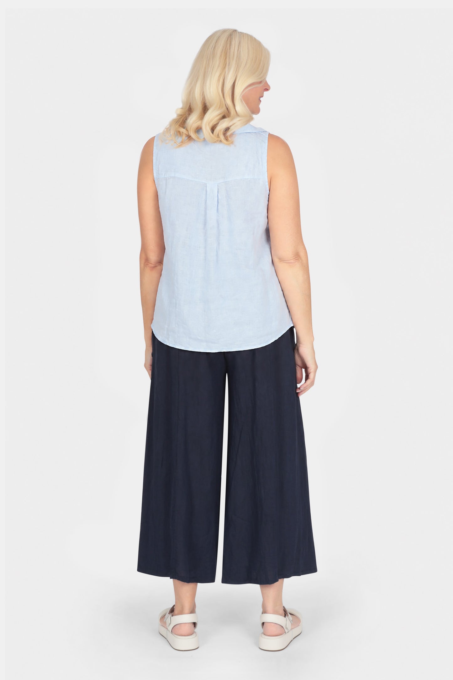 Linen Sleeveless Collar Top