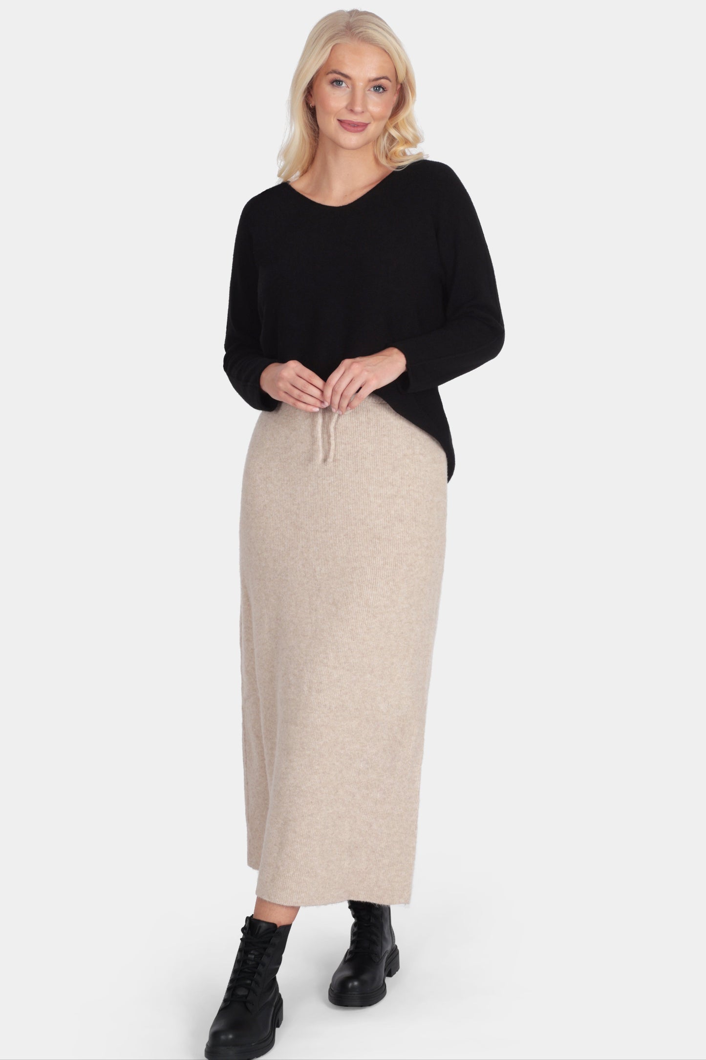 Knit Pencil-Style Skirt