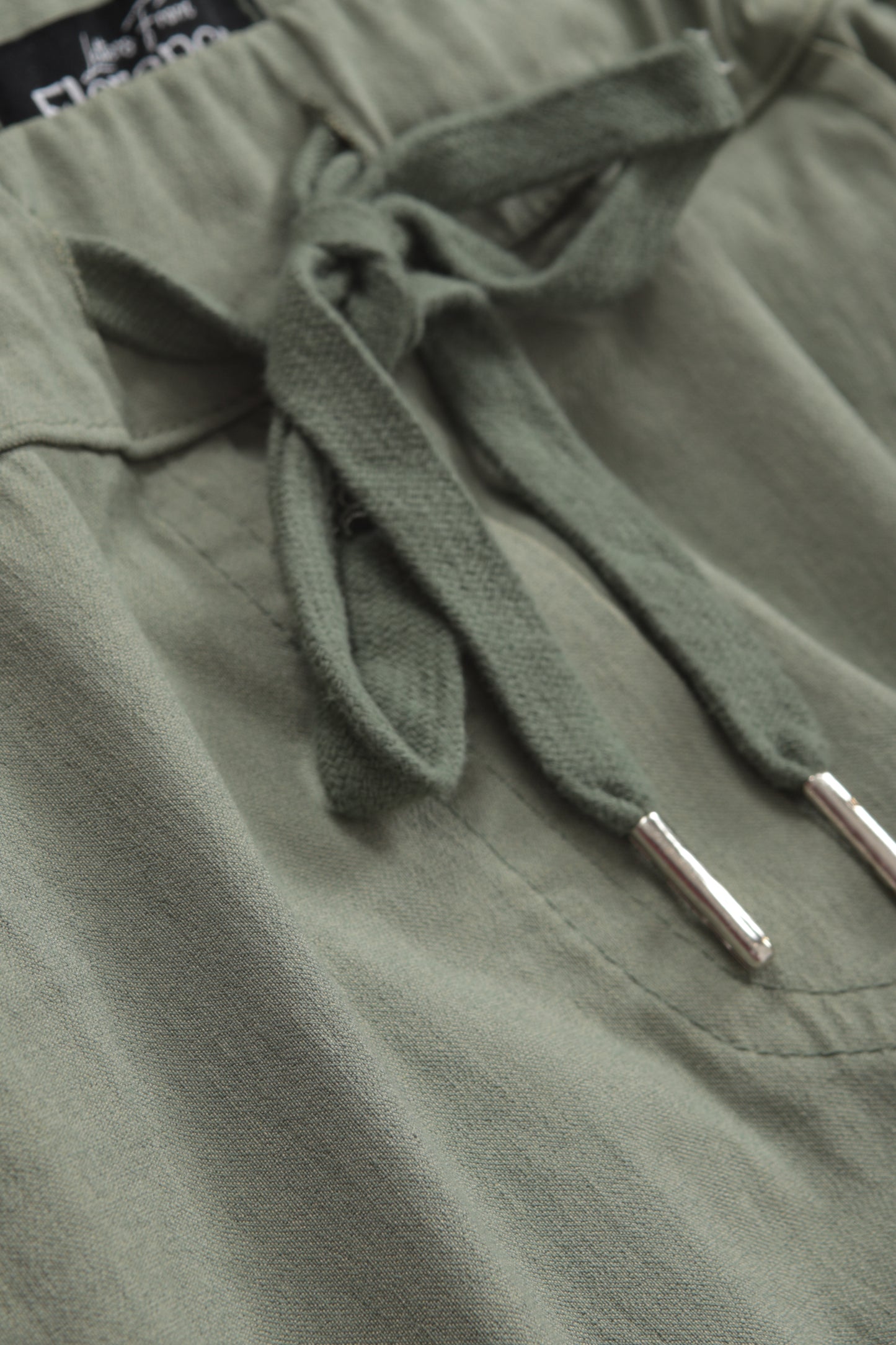 Tie-Waist Stretchy Trousers